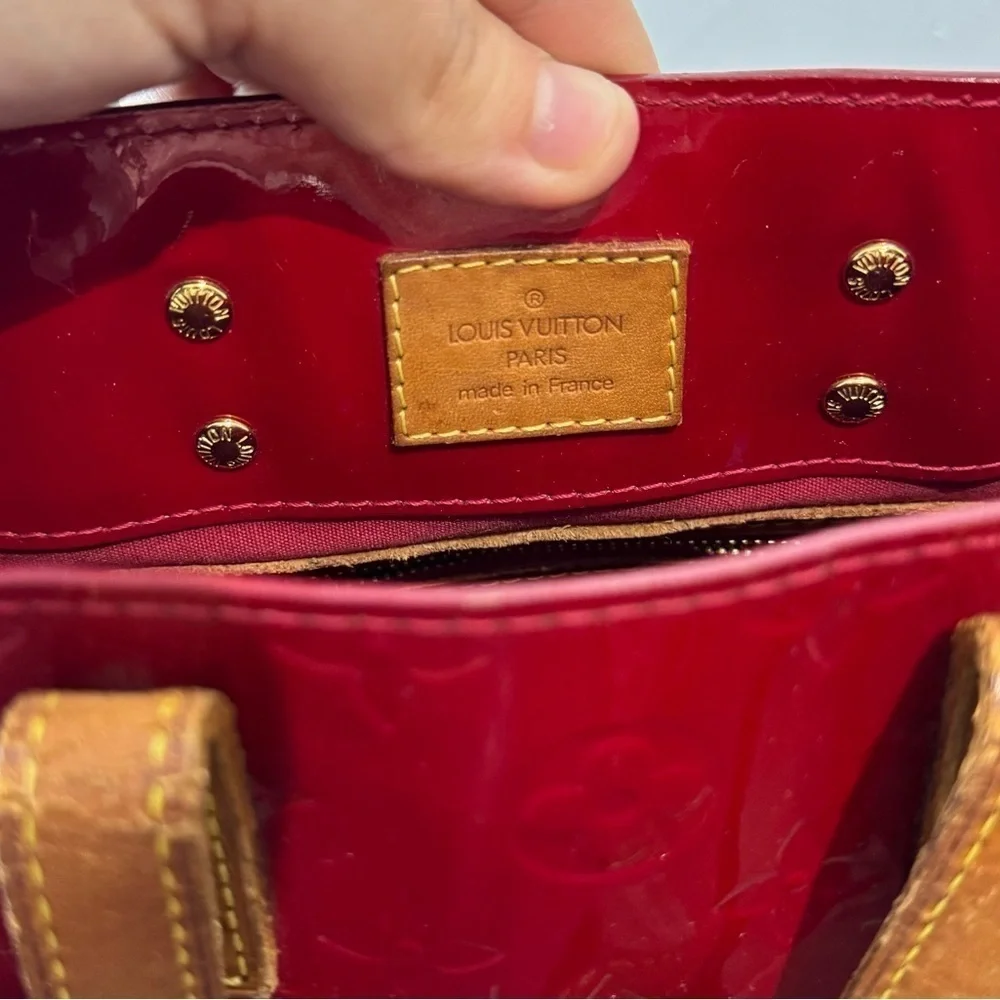 Louis Vuitton | Red Monogram Vernis Reade PM MI1016